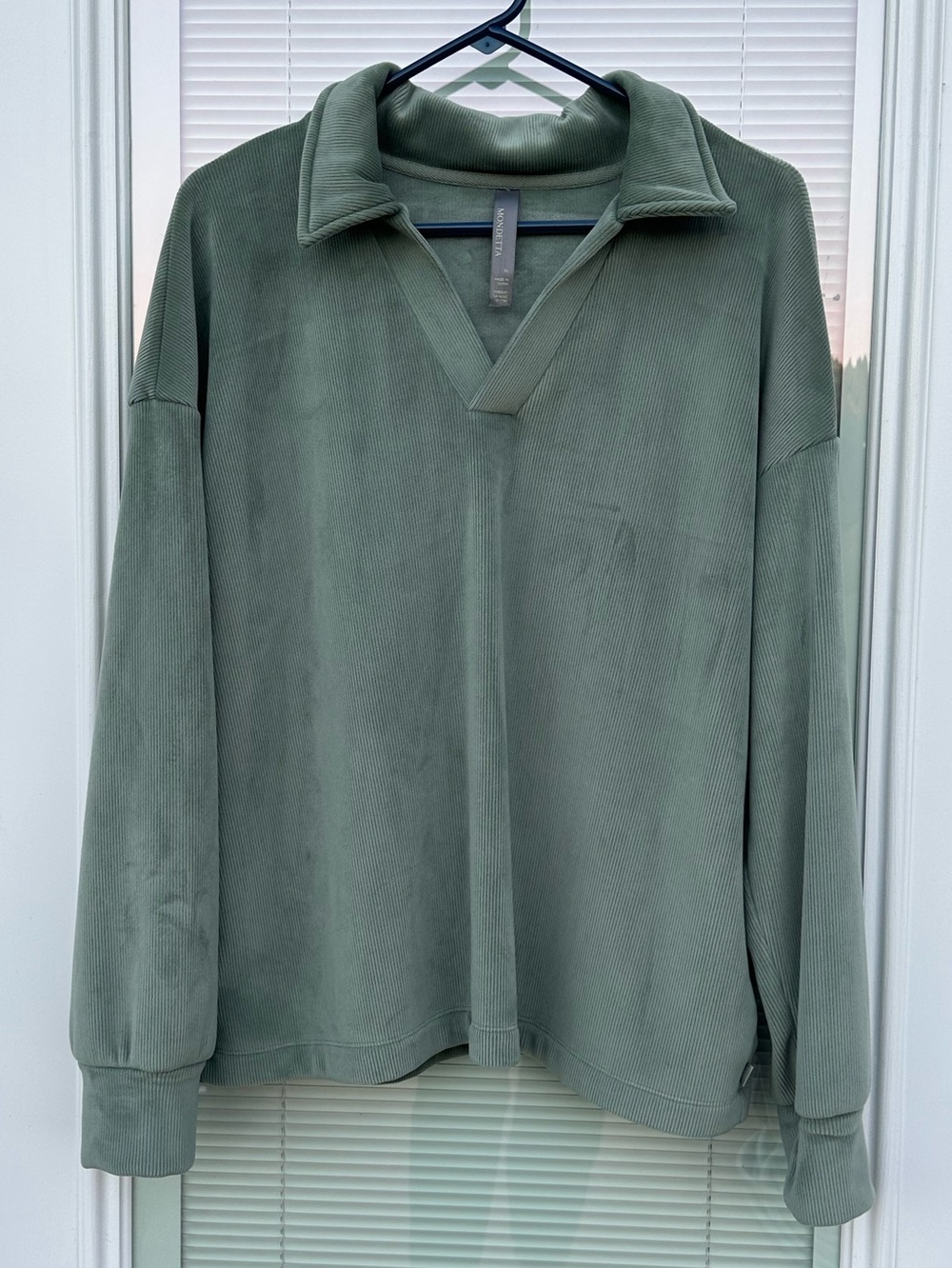 Mondetta Women’s XL Sage Green Ribbed Velour Pullover Top